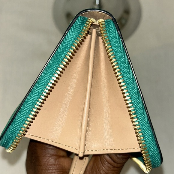 MCM Long zippy green wallet - Picture 13 of 14